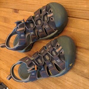 Men's Keen H2 Sandals in India Ink/Rust Color, Size 11.5
